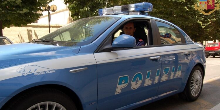 Aggredita per strada a Palermo mentre tornava a casa
