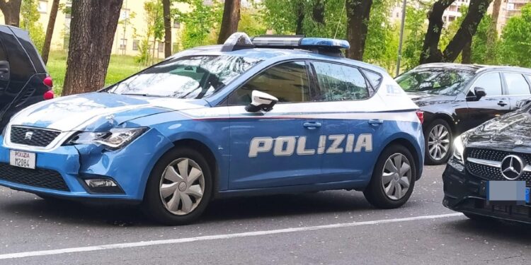 Polizia smantella banda