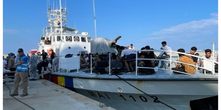 In un giorno e mezzo soccorsi in mare più di 600 profughi