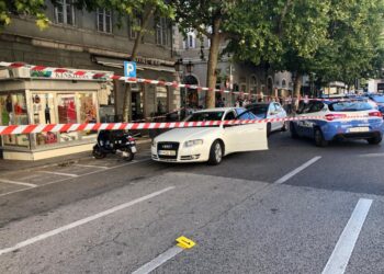 Indagine ancora in corso per porto arma sparo. Attese prove stub