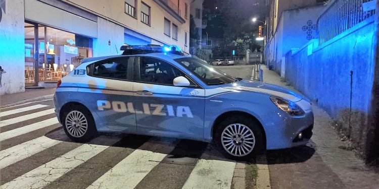 Polizia. Guida senza patente