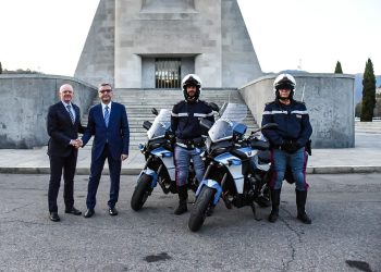 A Como arrivano i “Nibbio” le moto della Polizia