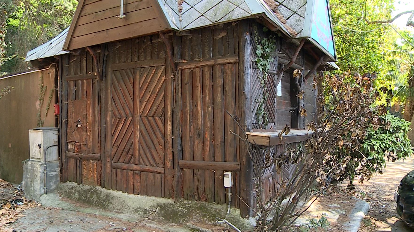 Riqualificazione di viale Geno: nuovo verde e più panchine. Riapre la Capannina