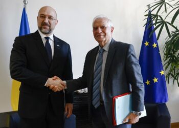 'Ue vi sosterrà fino in fondo nel vostro viaggio'