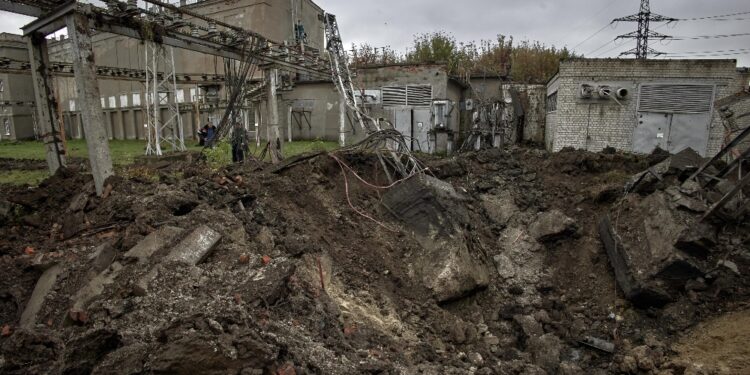 'Bombardato un convoglio nella regione di Kharkiv'