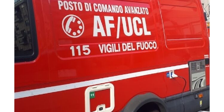 Alberi su auto e tetti divelti. Sindaco Pescara