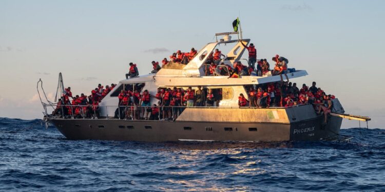 398 su nave al largo Sicilia