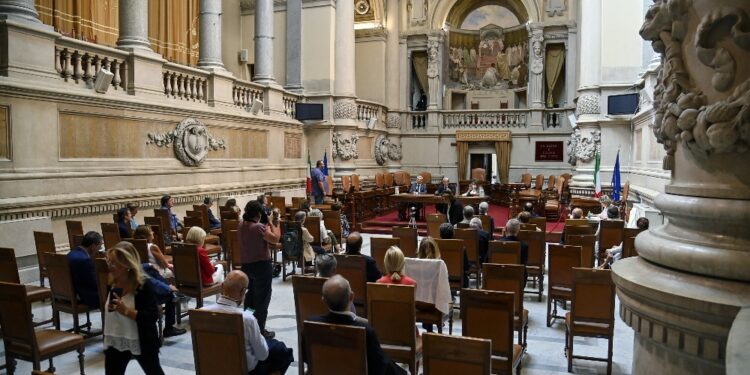 Stefano Salvati deve risarcire il rocker e pagare spese legali