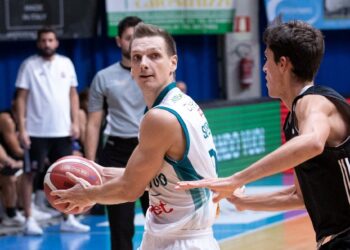 Basket 2022-2023 Cantù. Supercoppa