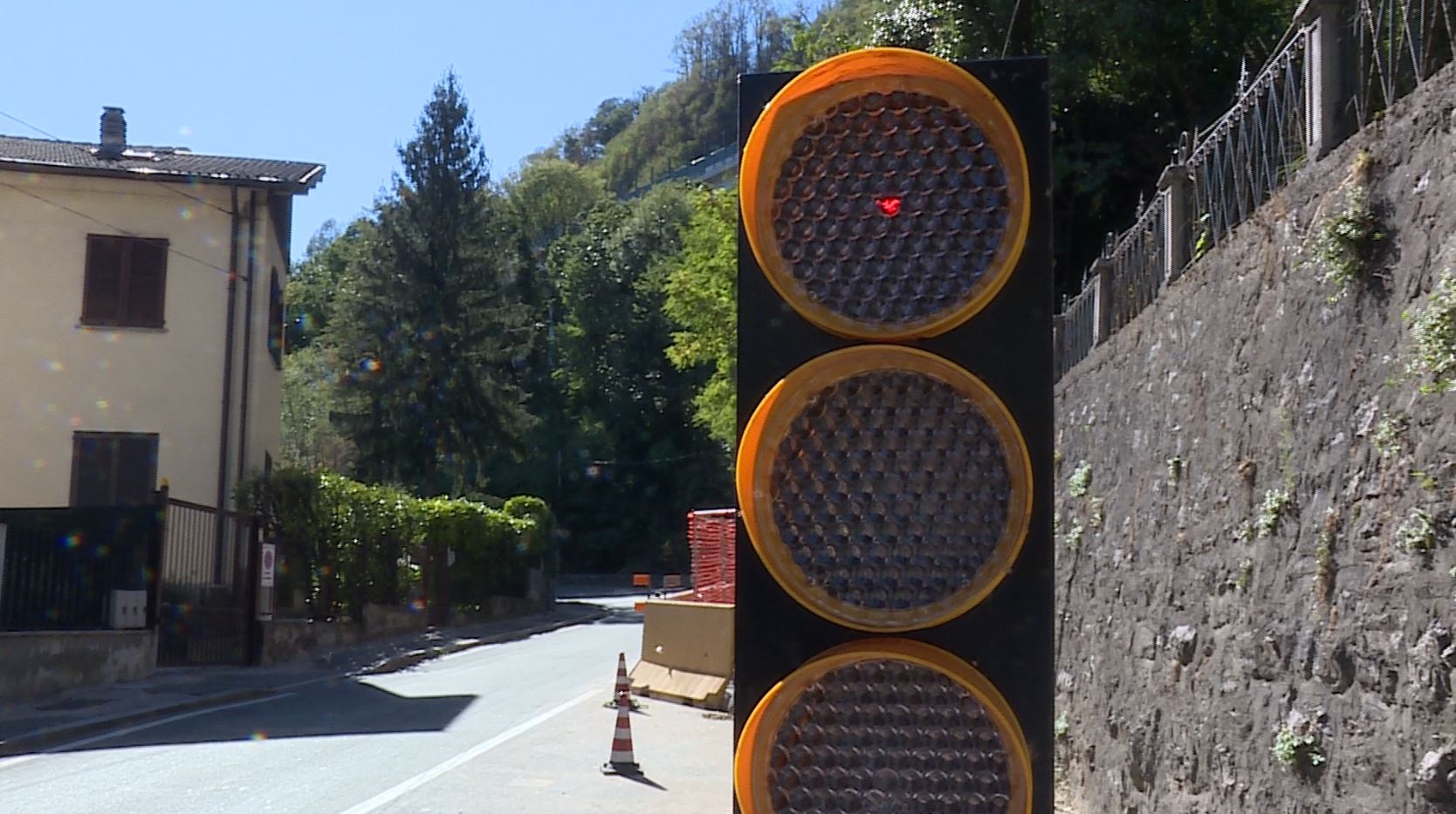Via per San Fermo, da oggi scatta la chiusura al traffico