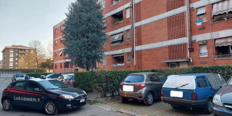 Accoltellamento in Brianza. La donna è ricercata dai Carabinieri