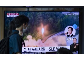 Tokyo: il proiettile di Pyongyang ha forse sorvolato il Paese