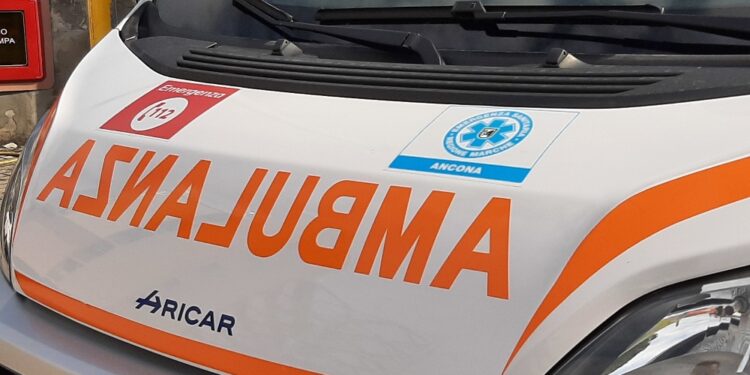 Soccorso da ambulanza e Polizia ferroviaria