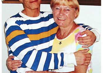 'Si è arresa per andare ad abbracciare il figlio'