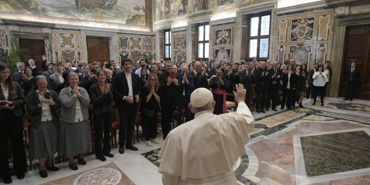 "Continuiamo a sognare la pace e a lavorare per la pace"