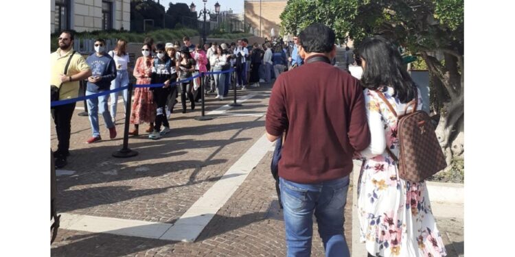 Code di veicoli sul Ponte della Libertà