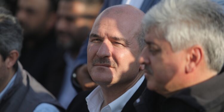 Ministro dell'Interno punta il dito contro i curdi del Pkk