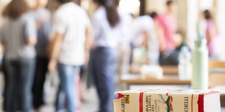 Per gli aggressori chiesta l'espulsione dalla scuola