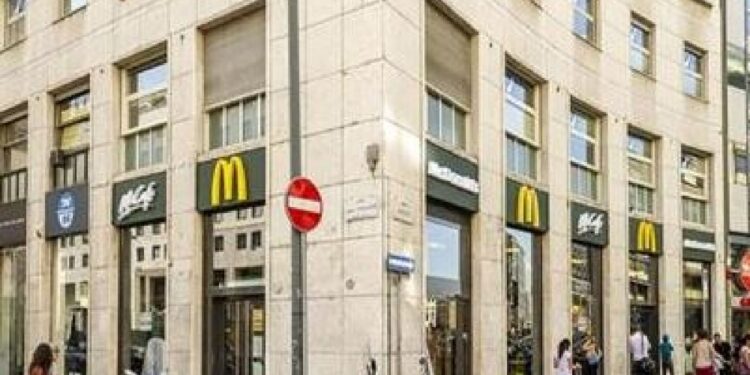 McDonald's cede al caro affitti