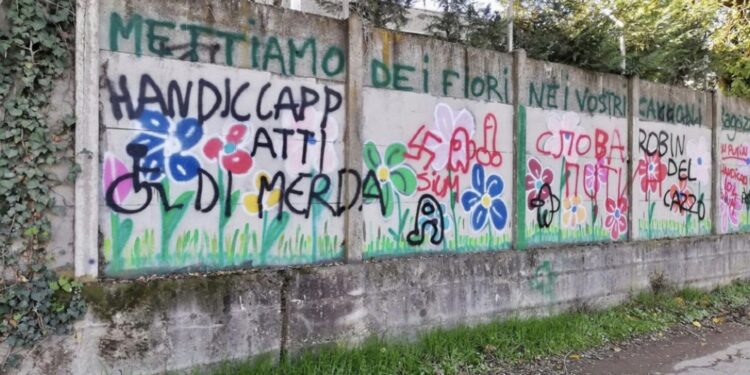 E' successo a Segrate alle porte di Milano. Solidarietà sindaco
