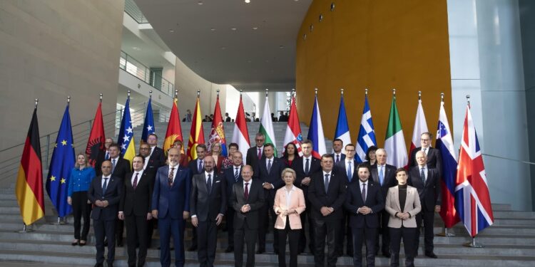 Per Tajani bilaterali con colleghi Germania