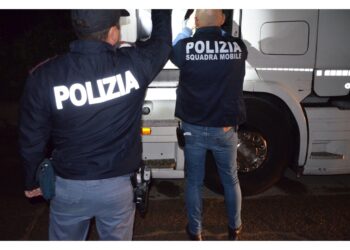 Polizia Caltanissetta sgomina banda