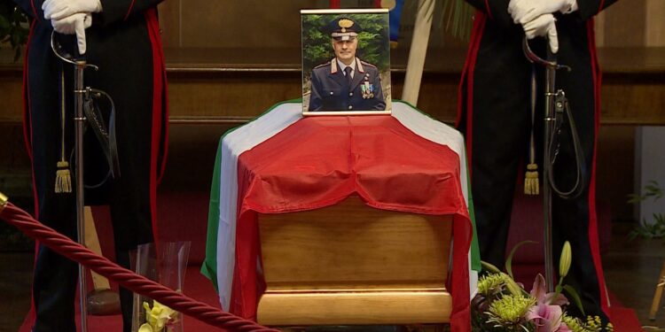 Ad Asso i funerali del comandante Doriano Furceri