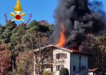 incendio a cantù