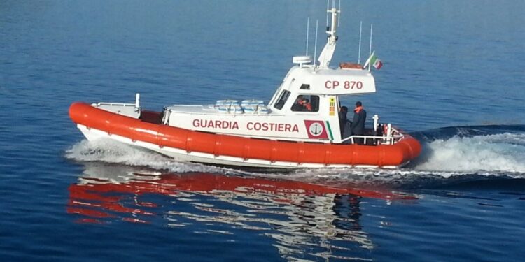 Trasportato in ospedale privo di conoscenza dall'elisoccorso
