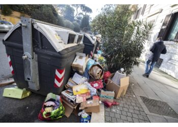 'Usati più operatori di anni scorsi'.Opposizioni