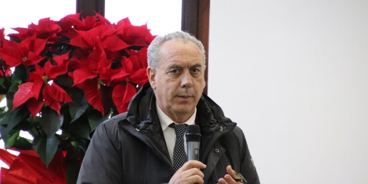 Gli auguri del commissario a chi vivrà il Natale in hotel