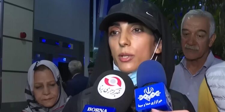 Elnaz Rekabi si presentò senza hijab ai Campionati