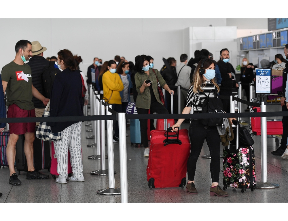 Gb: maltempo su Londra, voli sospesi ad aeroporto Stansted