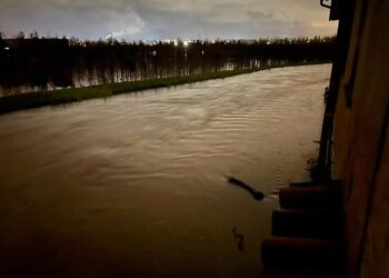 Alle 8 fiume scorre sopra i 3 metri di altezza