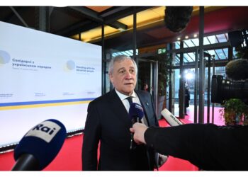 'Non è soltanto una questione militare'