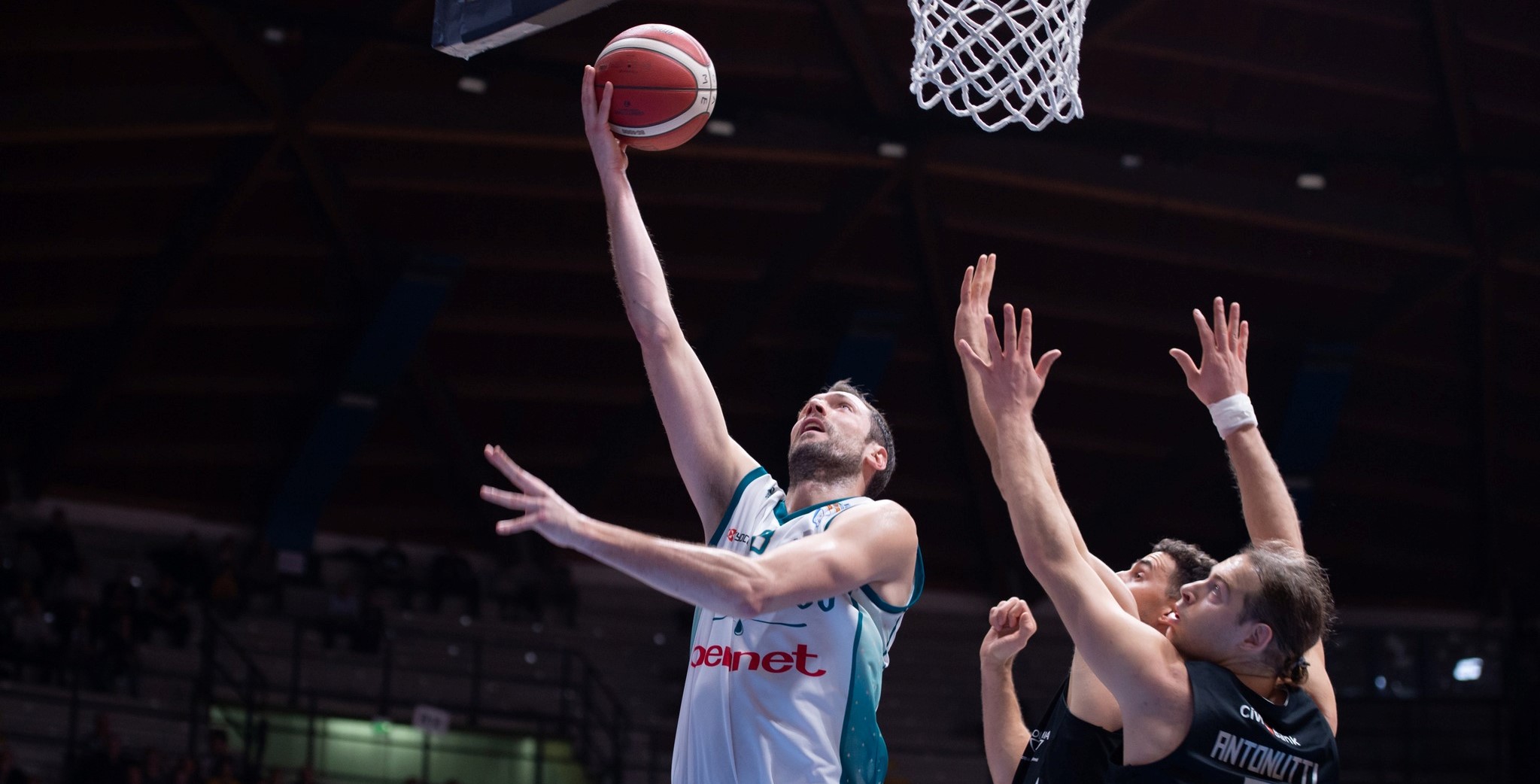 Stop contro Cantù, esonerato l’allenatore di Udine