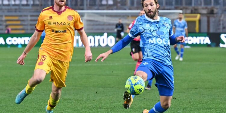 Una fase di Como-Cittadella, ultima gara del girone d'andata degli azzurri (foto Roberto Colombo)