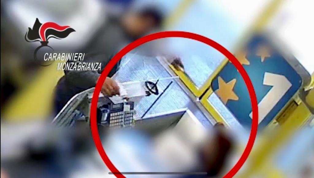 Rapina in un supermercato, quattro arresti a Mariano