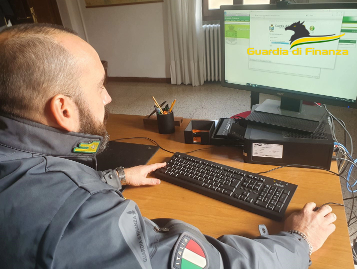 Ricambi auto contraffatti, la Finanza sequestra un milione di euro