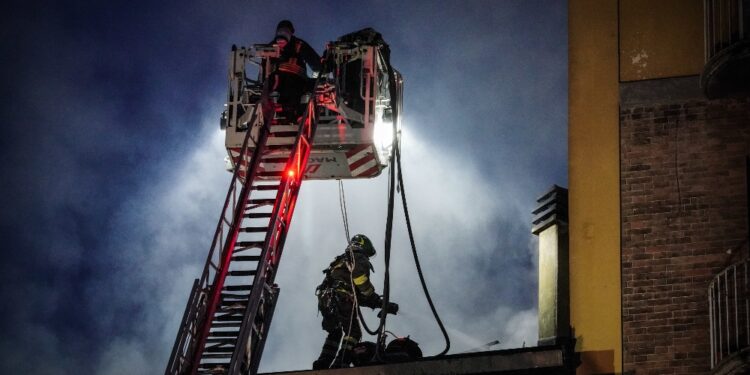 Fiamme in via Manzoni