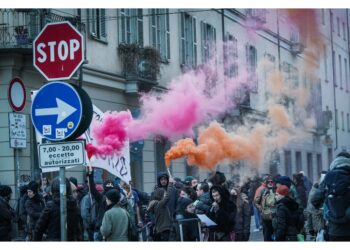 Nel corso delle proteste in favore di Alfredo Cospito