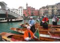 Sul Canale Grande di nuovo le 'mascarete' dopo due anni stop