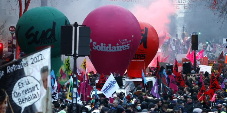 Dopo manifestazioni riforma presentata in consiglio dei ministri