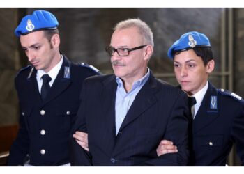 Così difesa in udienza. Pm ha chiesto altri 6 mesi di isolamento