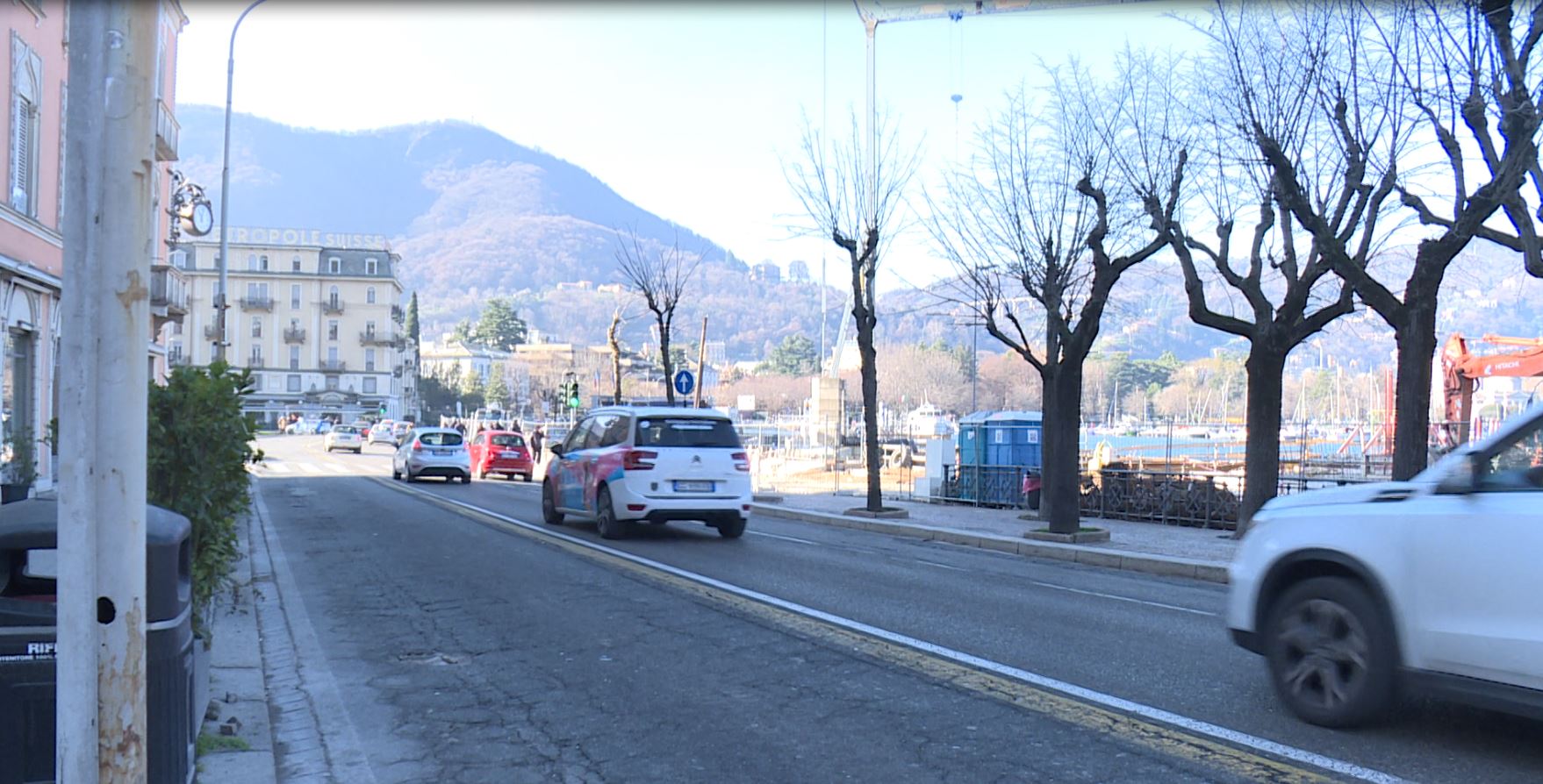 Cantiere delle paratie e viabilità: da oggi (e per due mesi) restringimenti sul lungolago 