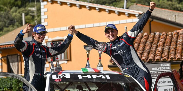 Il giovane equipaggio al via del Rally di Montecarlo, Matteo Fontana e Alessandro Arnaboldi