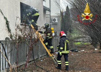 Incendio via Carloni