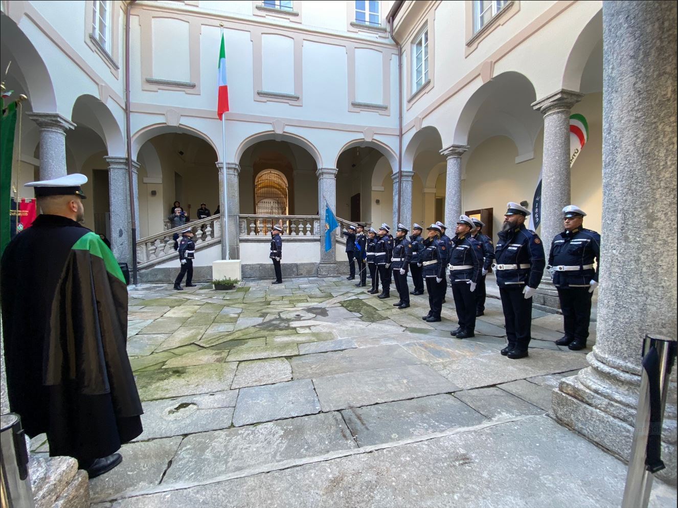 San Sebastiano patrono della polizia locale, a Cantù le onorificenze e l’intitolazione della caserma