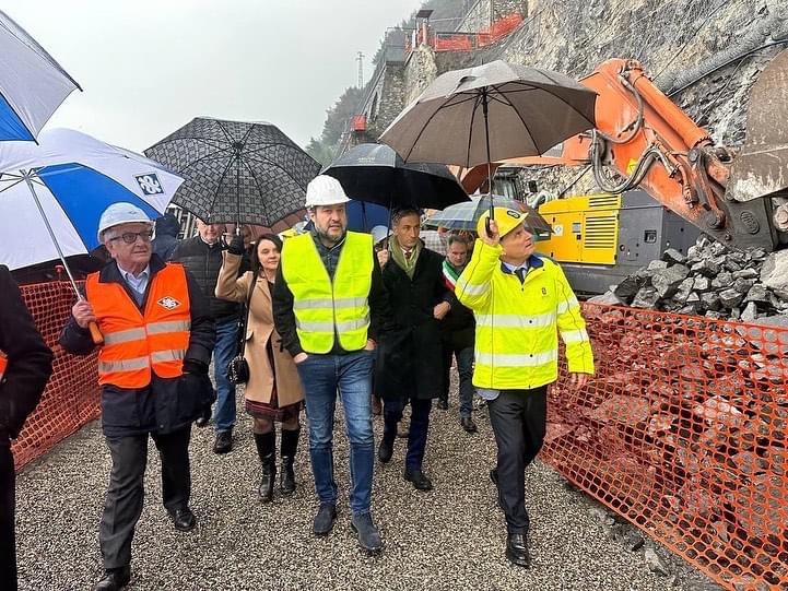 Tremezzina, il ministro Salvini visita il cantiere della variante