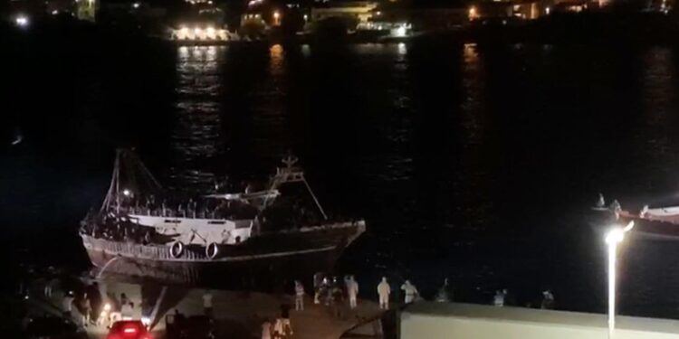 Guardia costiera interviene in acque Sar maltesi